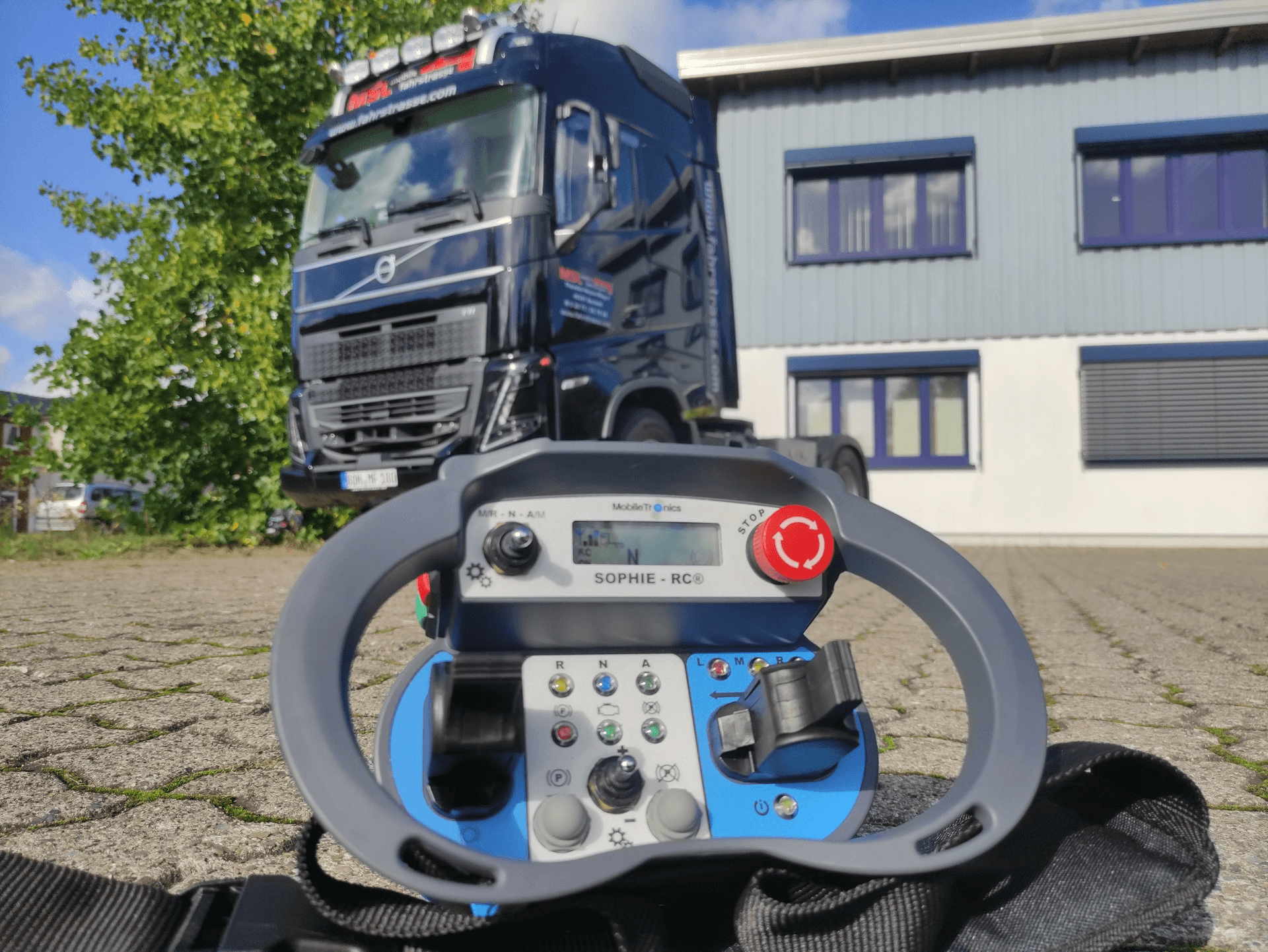 Service image